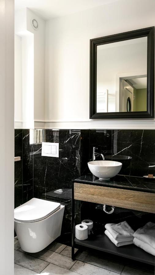 Kamienica Portowa Aparthotel Mikołajki Exteriör bild
