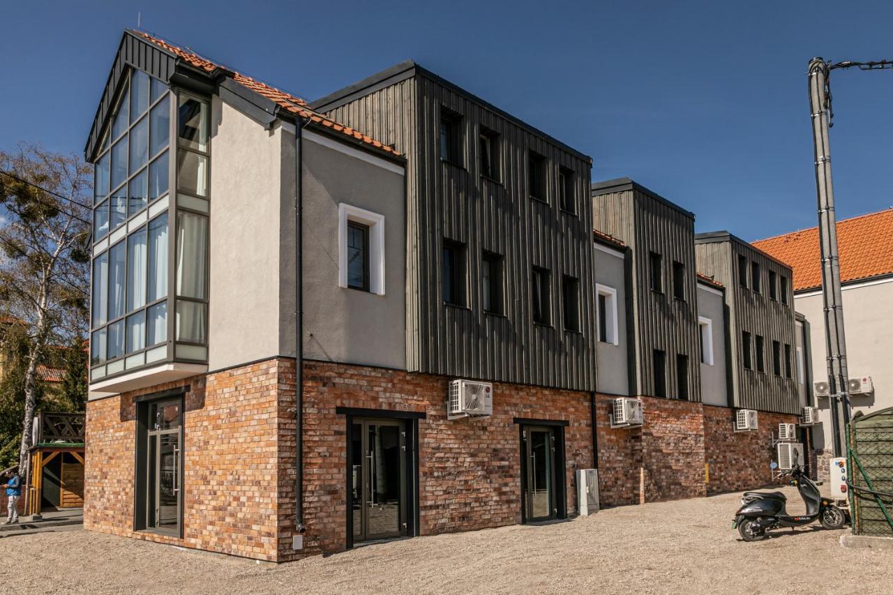 Kamienica Portowa Aparthotel Mikołajki Exteriör bild