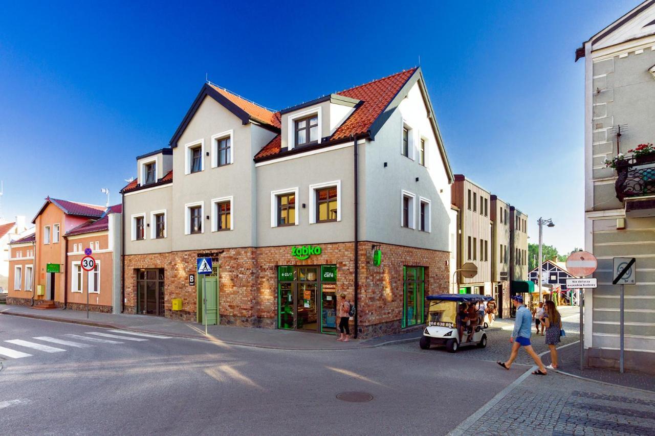 Kamienica Portowa Aparthotel Mikołajki Exteriör bild